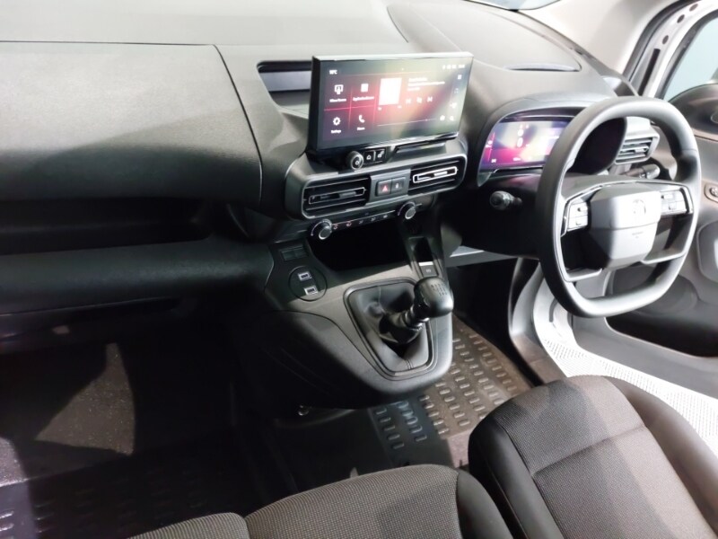Used Vauxhall Combo 2024 for sale - 76195655: Photo 2