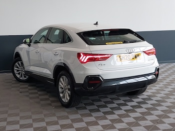 Used Audi Q3 2020 for sale - 78059902: Photo