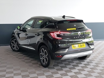 Used Renault Captur 2024 for sale - 78803493: Photo