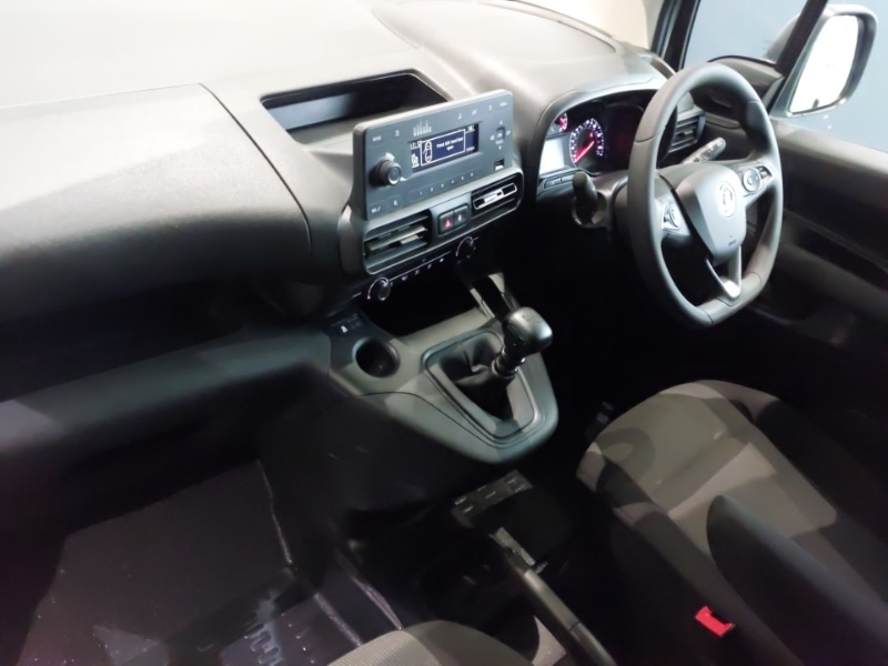 Used Vauxhall Combo 2022 for sale - 77630306: Photo 2