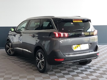 Used Peugeot 5008 2023 for sale - 79298894: Photo