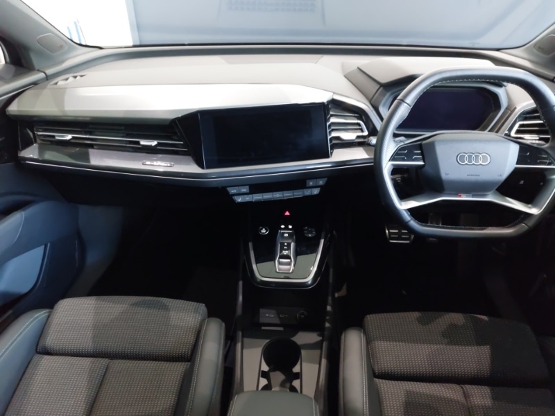 Used Audi Q4 e-tron 2021 for sale - 78156160: Photo 2