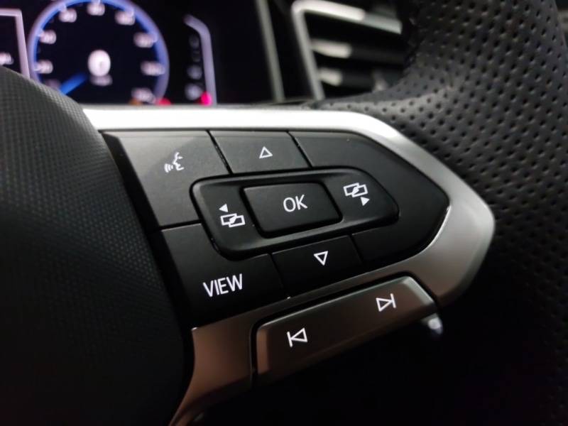 Used Volkswagen T-Roc 2025 for sale - 77028483: Photo 17