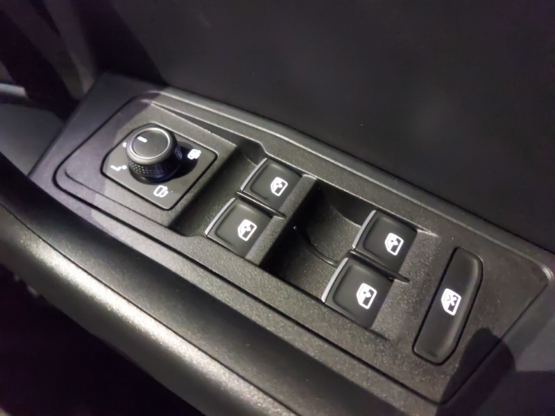 Used Volkswagen T-Roc 2025 for sale - 77028483: Photo 19