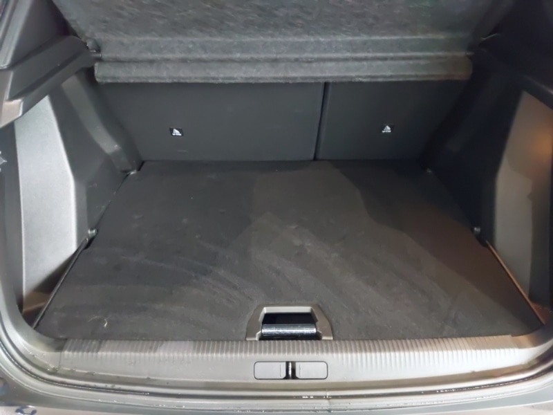 Used Peugeot 2008 2021 for sale - 78033235: Photo 8