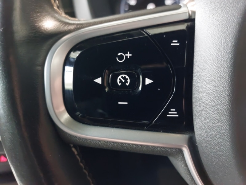 Used Volvo XC60 2020 for sale - 77239803: Photo 14