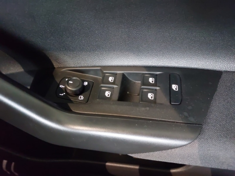 Used Volkswagen Polo 2023 for sale - 76456157: Photo 19