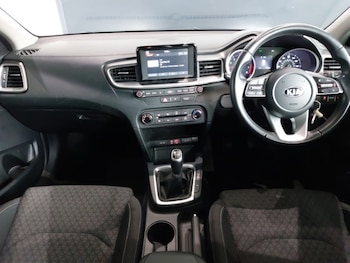 Used Kia Ceed 2019 for sale - 79425219: Photo