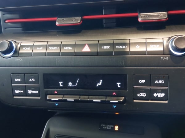 Used Hyundai KONA 2024 for sale - 76121133: Photo 17