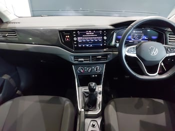 Used Volkswagen Polo 2024 for sale - 77503480: Photo