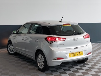 Used Hyundai i20 2017 for sale - 75562313: Photo