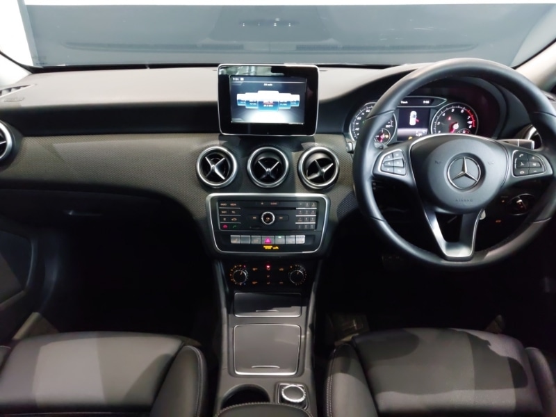 Used Mercedes-Benz A-Class 2018 for sale - 77678292: Photo 2