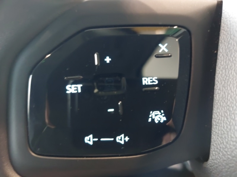 Used Ford Explorer 2025 for sale - 76860663: Photo 14