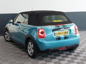Used MINI Convertible 2017 for sale - 76335979: Photo