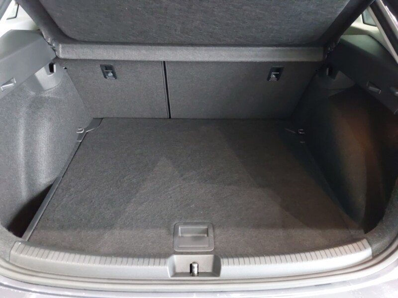 Used Volkswagen Taigo 2024 for sale - 77678318: Photo 8