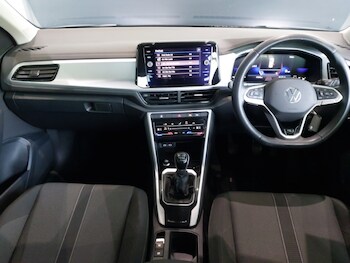 Used Volkswagen T-Roc 2023 for sale - 78312501: Photo