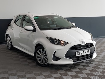 Used Toyota Yaris 2023 for sale - 79447864: Photo