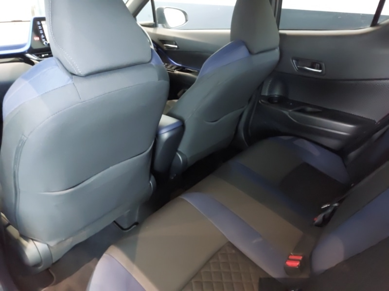 Used Toyota C-HR 2020 for sale - 76380448: Photo 6