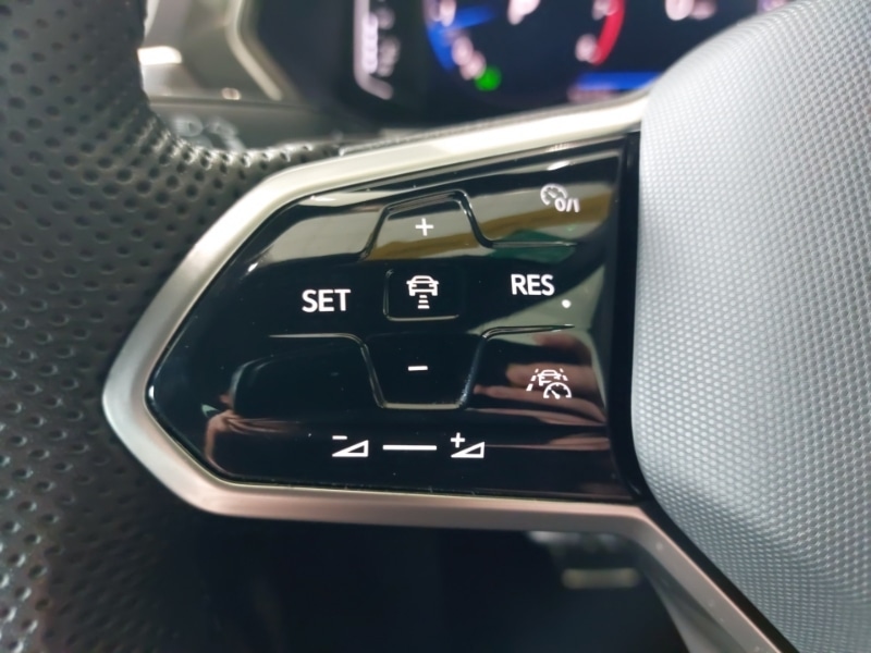 Used Volkswagen Tiguan 2023 for sale - 77656896: Photo 14