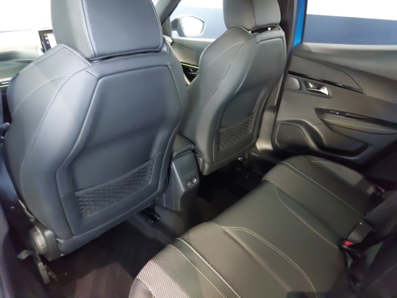 Used Peugeot 2008 2023 for sale - 77790460: Photo 6