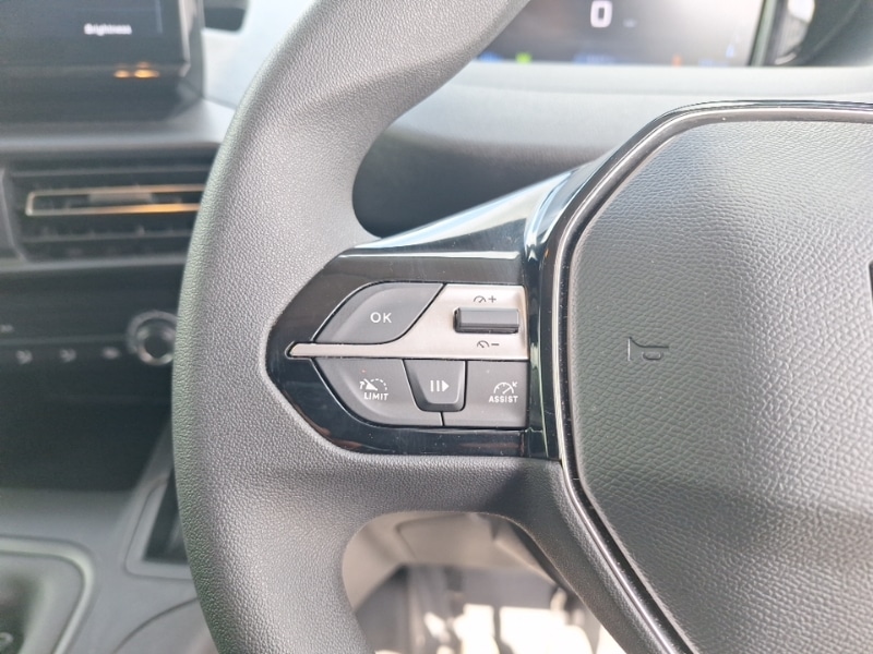 Used Peugeot Partner 2024 for sale - 76393229: Photo 18