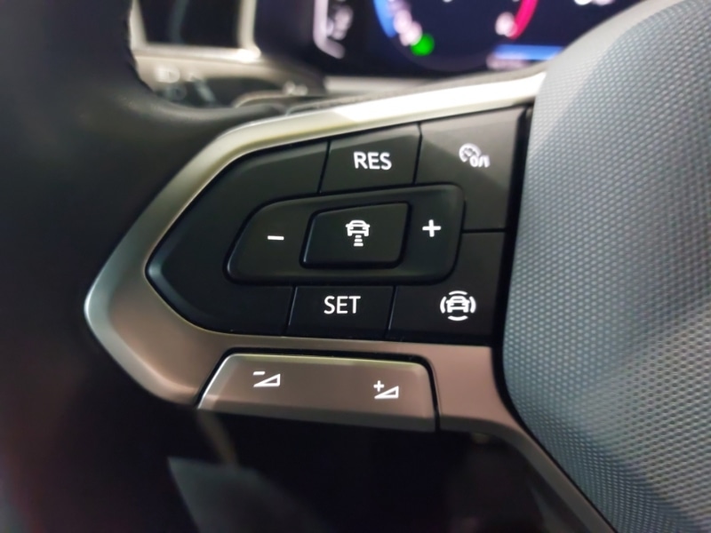 Used Volkswagen T-Roc 2024 for sale - 77503473: Photo 14