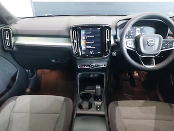 Used Volvo XC40 2023 for sale - 79578669: Photo
