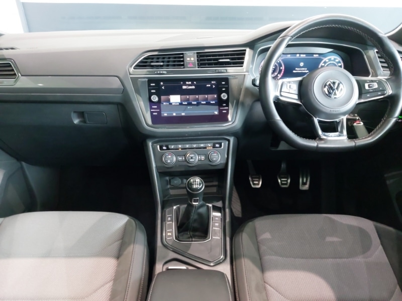 Used Volkswagen Tiguan 2017 for sale - 78178679: Photo 2