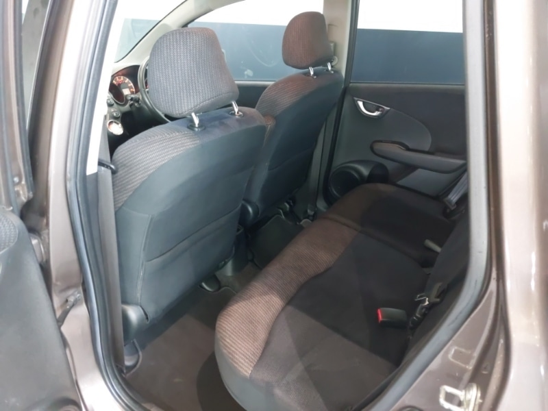 Used Honda Jazz 2014 for sale - 76629123: Photo 6