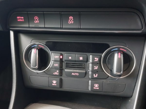 Used Audi Q3 2017 for sale - 75755478: Photo 18