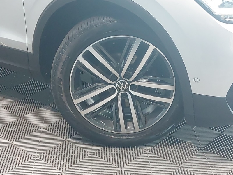 Used Volkswagen Tiguan 2023 for sale - 77141635: Photo 9