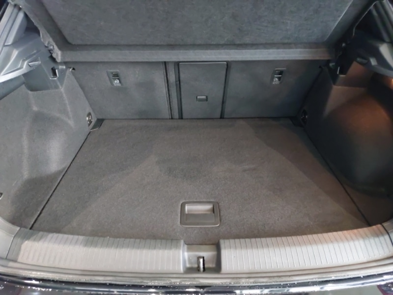 Used Volkswagen T-Roc 2022 for sale - 77518507: Photo 8