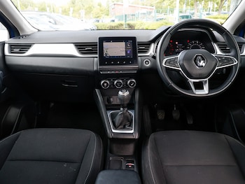 Used Renault Captur 2021 for sale - 79326170: Photo