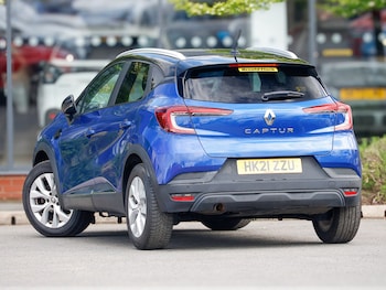 Used Renault Captur 2021 for sale - 79326170: Photo