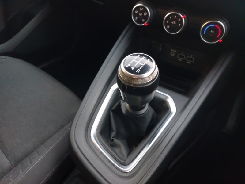 Used Renault Clio 2020 for sale - 77043801: Photo 16