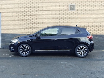 Used Renault Clio 2020 for sale - 77043801: Photo