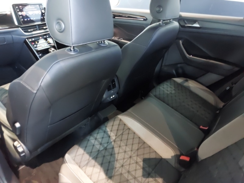 Used Volkswagen T-Roc 2022 for sale - 77034986: Photo 6