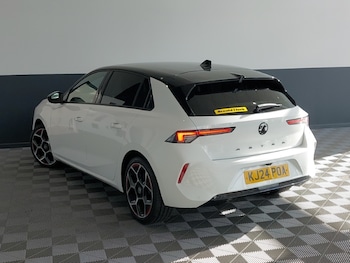 Used Vauxhall Astra 2024 for sale - 78283282: Photo