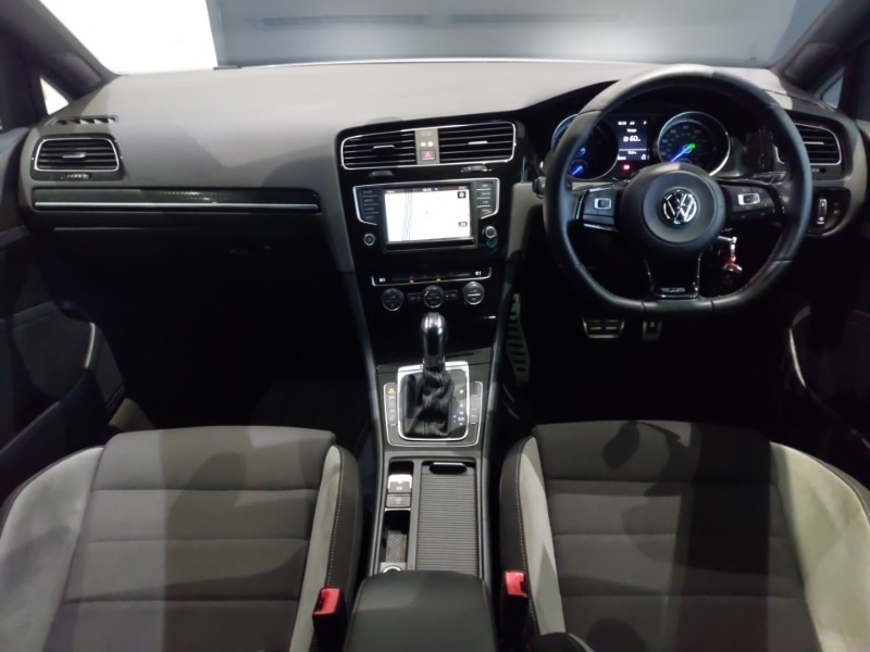 Used Volkswagen Golf 2015 for sale - 77062442: Photo 2