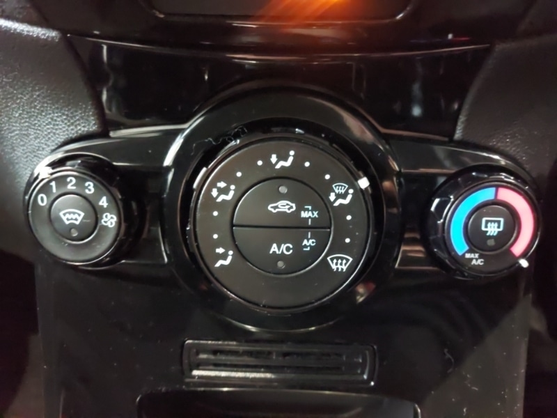 Used Ford Fiesta 2016 for sale - 77034996: Photo 15