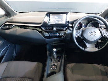 Used Toyota C-HR 2023 for sale - 78889902: Photo