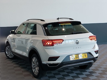 Used Volkswagen T-Roc 2018 for sale - 75893924: Photo