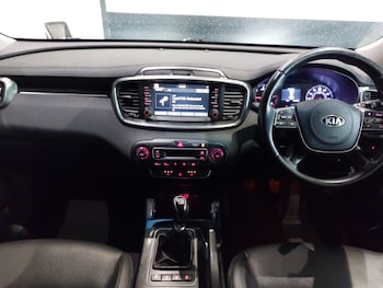 Used Kia Sorento 2019 for sale - 76165711: Photo 2