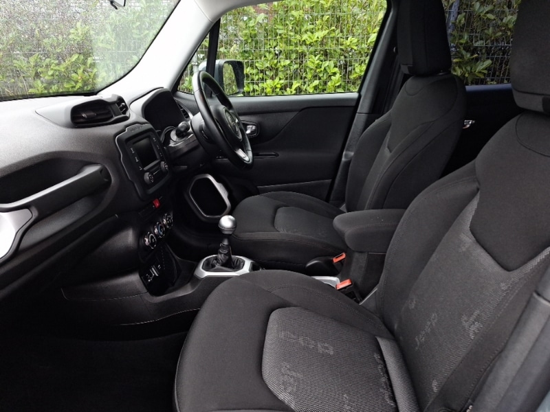 Used Jeep Renegade 2018 for sale - 77281601: Photo 5