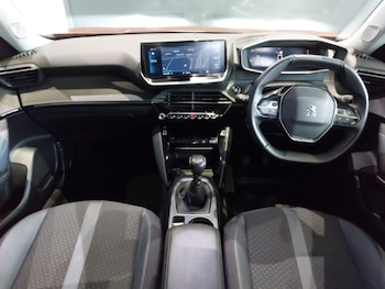 Used Peugeot 2008 2020 for sale - 77070343: Photo