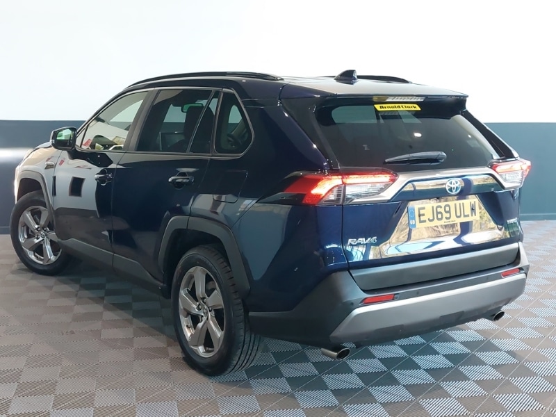 Used Toyota RAV4 2020 for sale - 76343621: Photo 3
