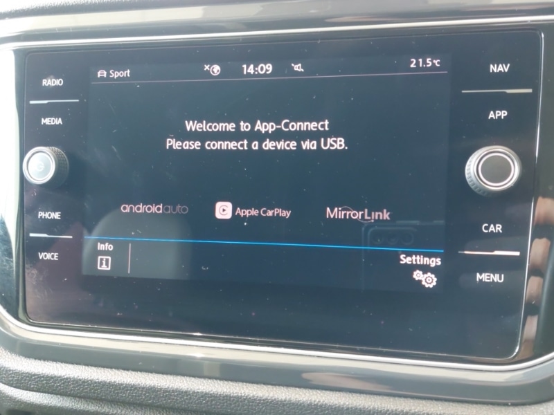 Used Volkswagen T-Roc 2019 for sale - 78172984: Photo 19