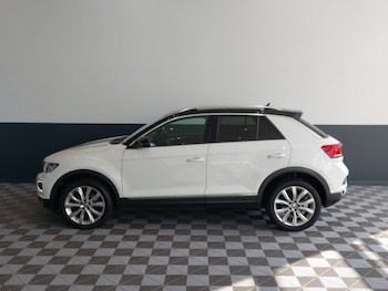 Used Volkswagen T-Roc 2019 for sale - 78172984: Photo