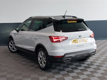 Used SEAT Arona 2023 for sale - 77651979: Photo