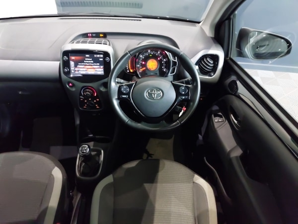 Used Toyota AYGO 2021 for sale - 76258529: Photo 7
